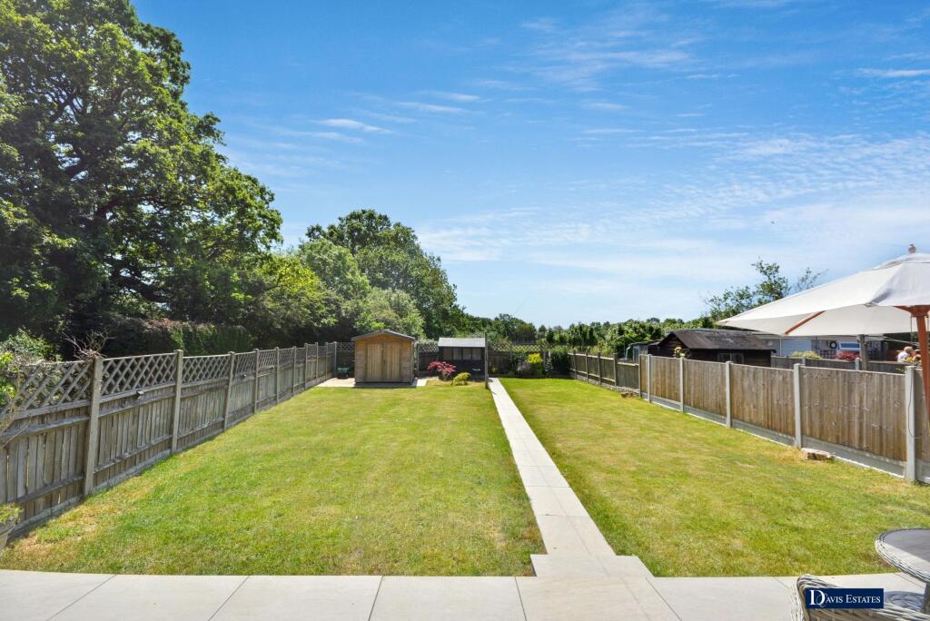 Prospect Road, Hornchurch, RM11 - View 4