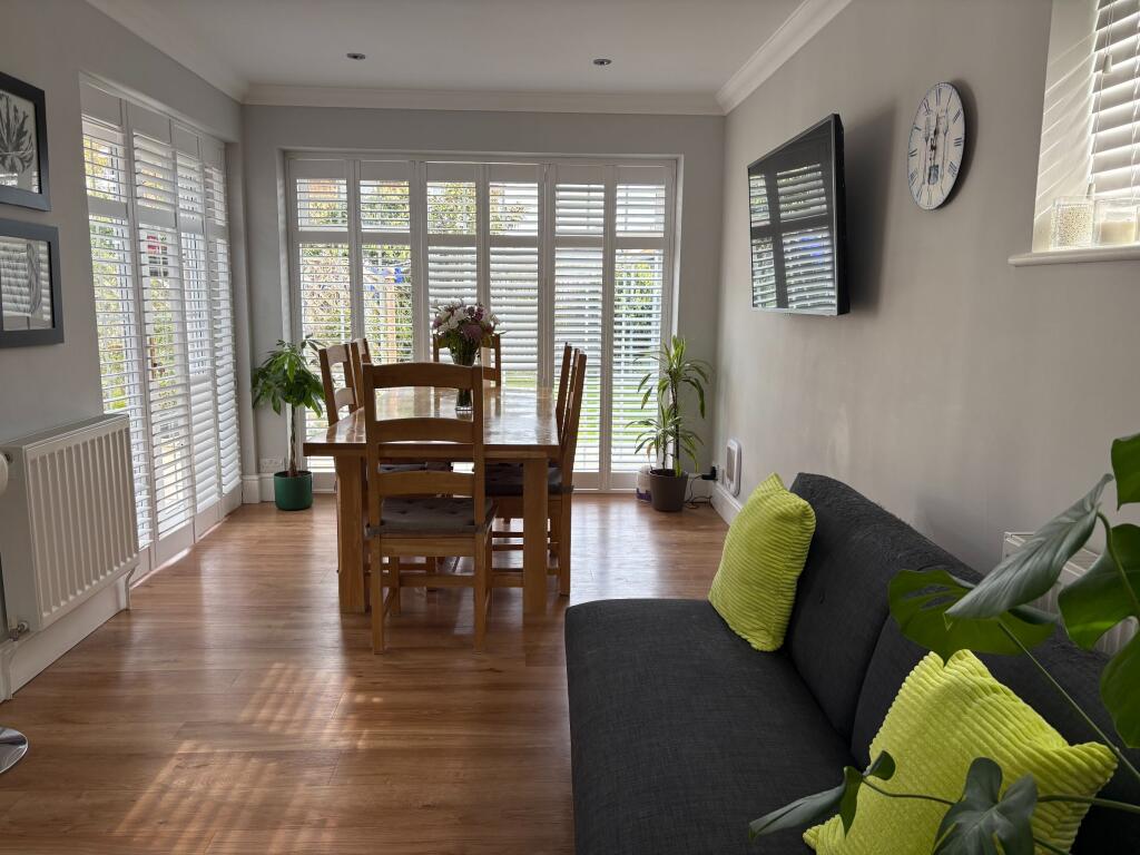 House in Slough - View 4