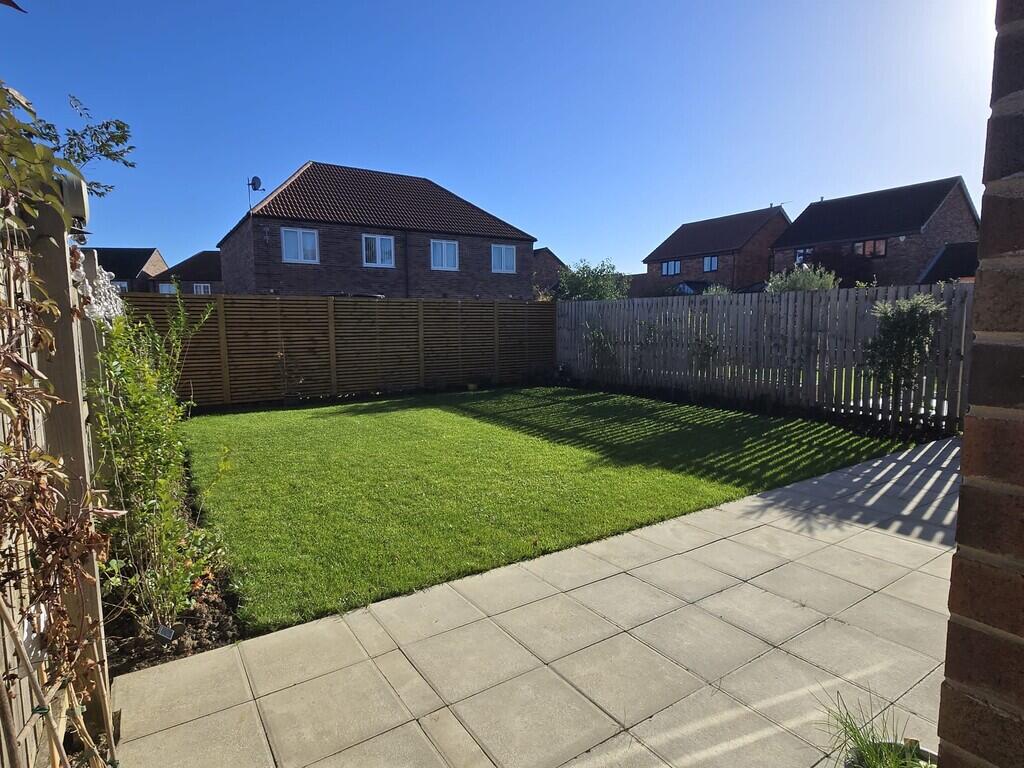 Burgess Avenue, Howden, DN14 7ZN photo 4