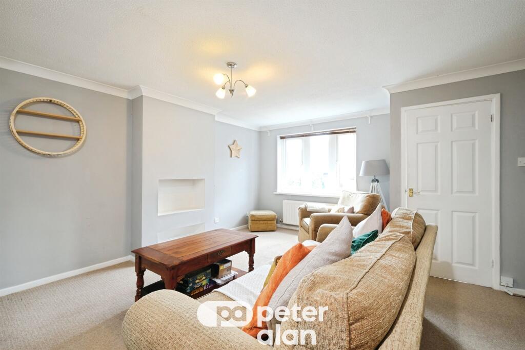 House in Cardiff, Abercynon - View 5