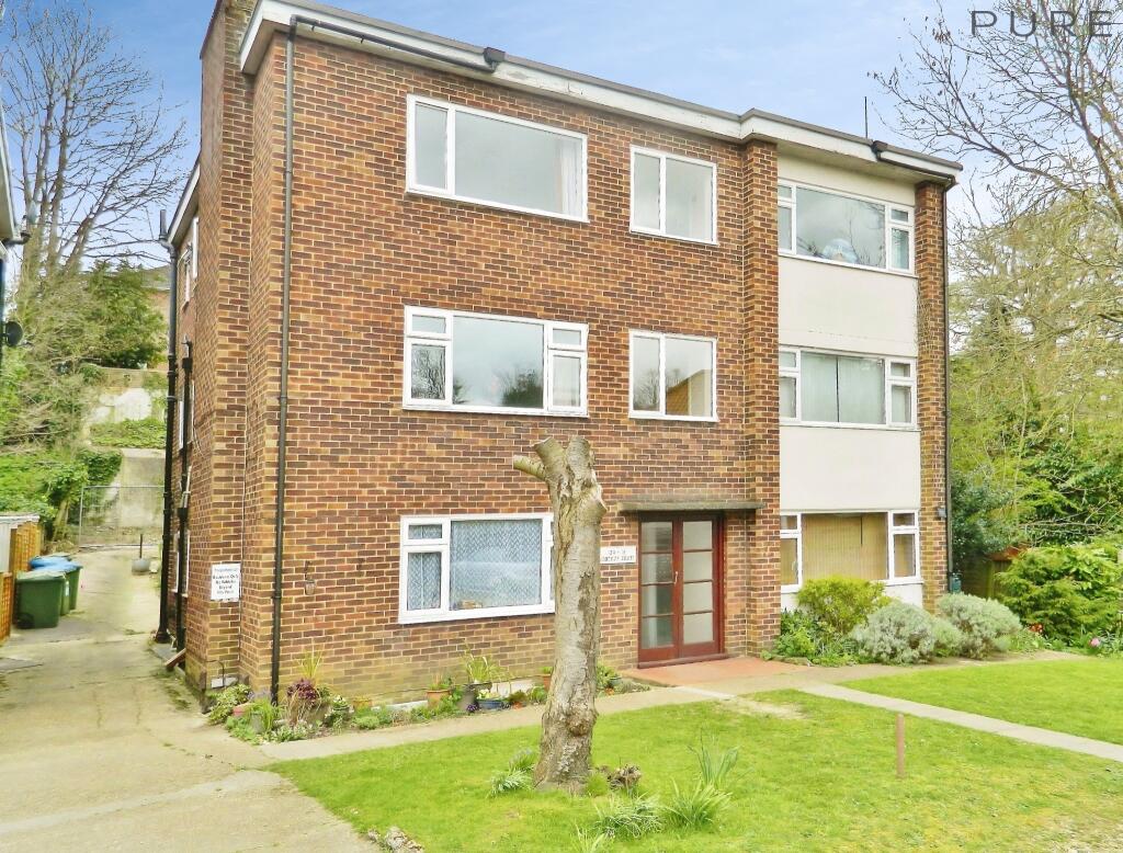 Main image of property: Portswood, Southampton, SO17 2GR