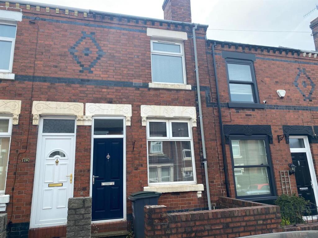 House in Stoke-on-Trent - View 2