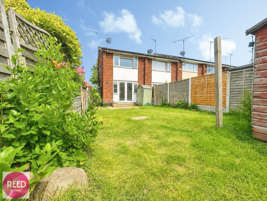 House in Southend-on-Sea - More