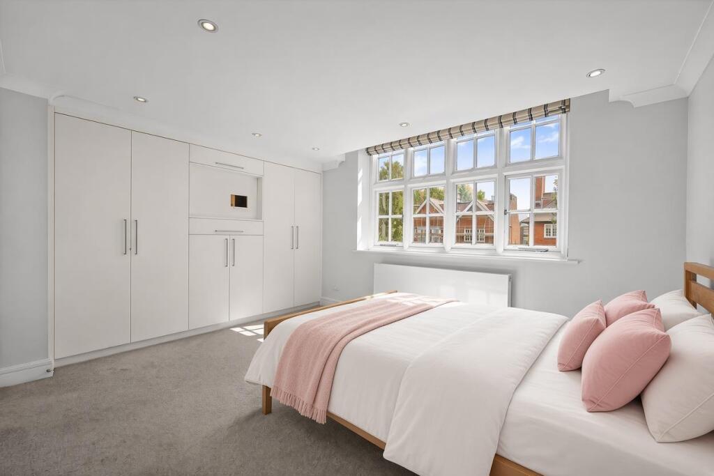 Apartment in London - More