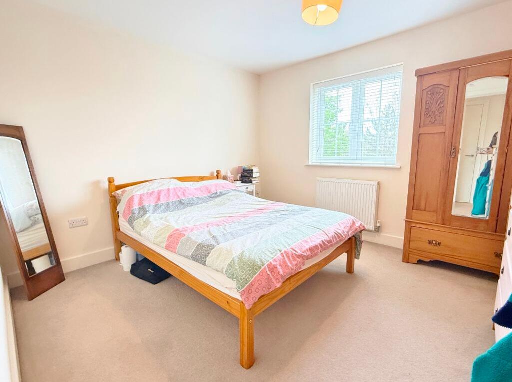Apartment in Cambridge - View 4