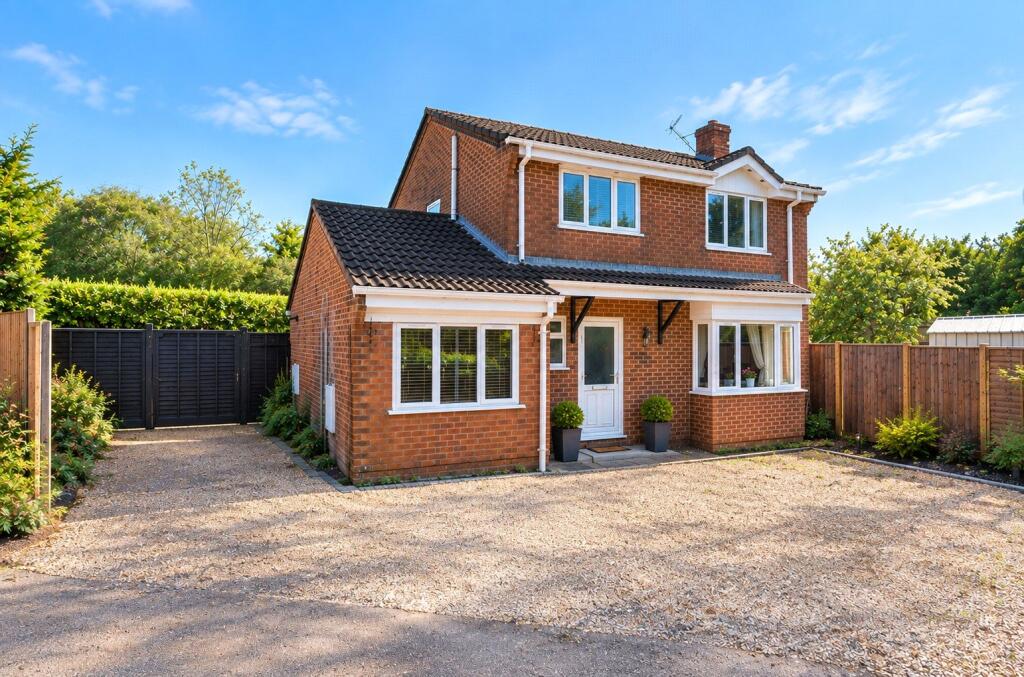 Main image of property: Juniper Road, Waterlooville, Hampshire, PO8