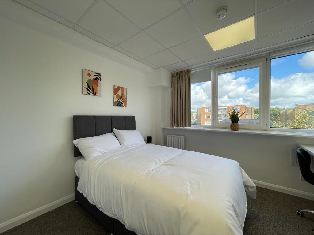 Main image of property: Wilbury Villas - P2043S69