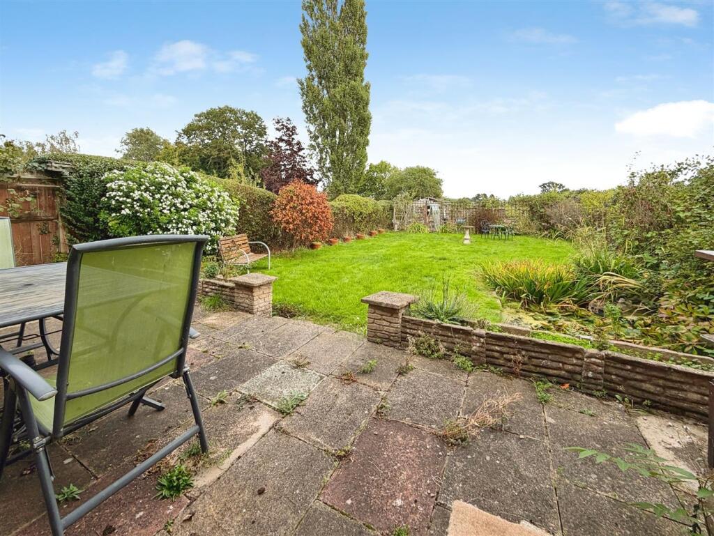 Rugby Road, Cubbington, Leamington Spa photo 3