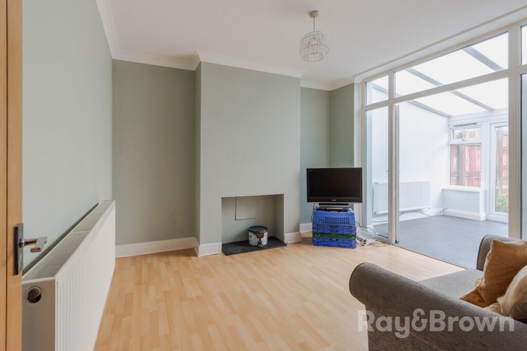 House in Cardiff, Rhiwbina Garden Village, Rhiwbina - View 6