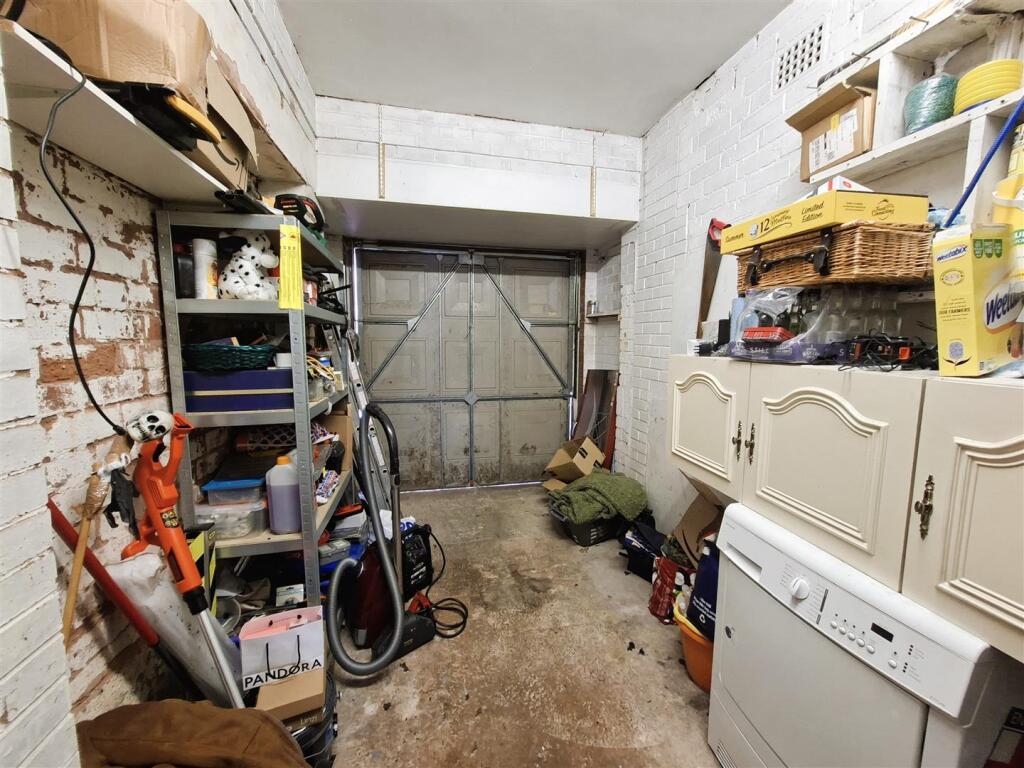 Additional image 20 of Forest Hill Road, Sheldon, Birmingham