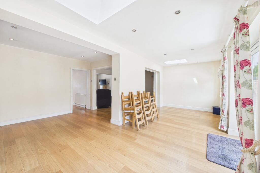House in Reading, Arborfield and Newland - View 4
