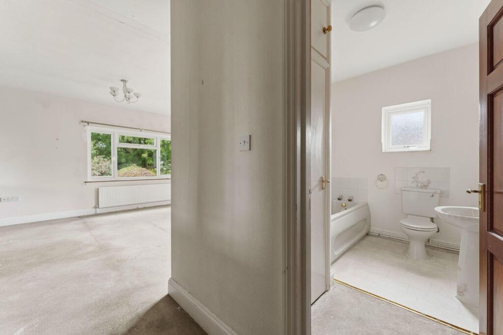 House in Leicester - View 4