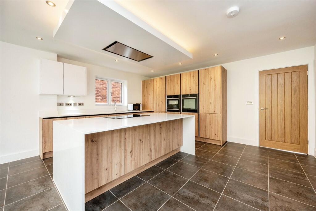 Plot 6, Harlington, Dunstable, Bedfordshire, LU5 photo 3