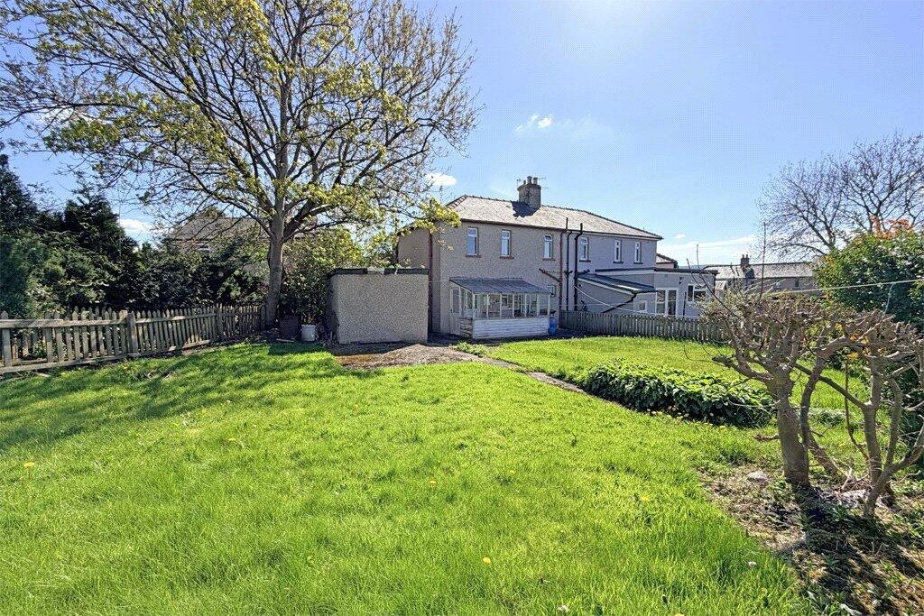 3-bed semi-detached on 24 Branch Road, Skipton, BD23 2BX, £159,950