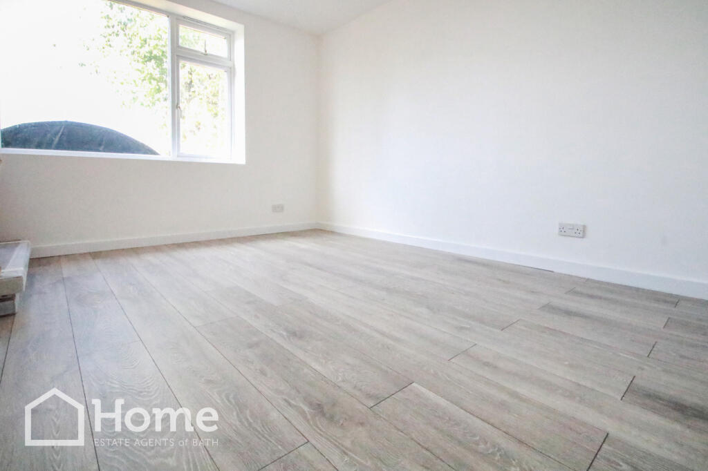 House in Bath - View 4