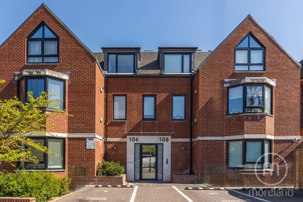 Apartment in London, Childs Hill, Golders Green - More