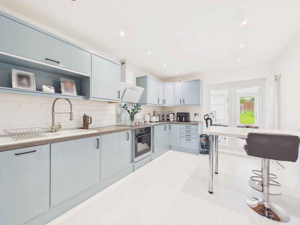 House in Newcastle upon Tyne, Tyne and Wear - View 2