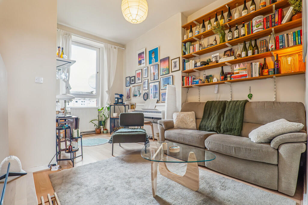 Apartment in Glasgow - View 2