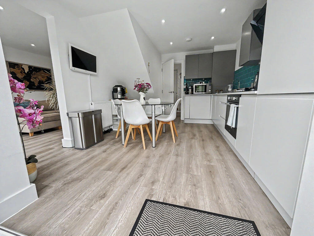 House in Bournemouth, Bournemouth, Christchurch and Poole - View 5