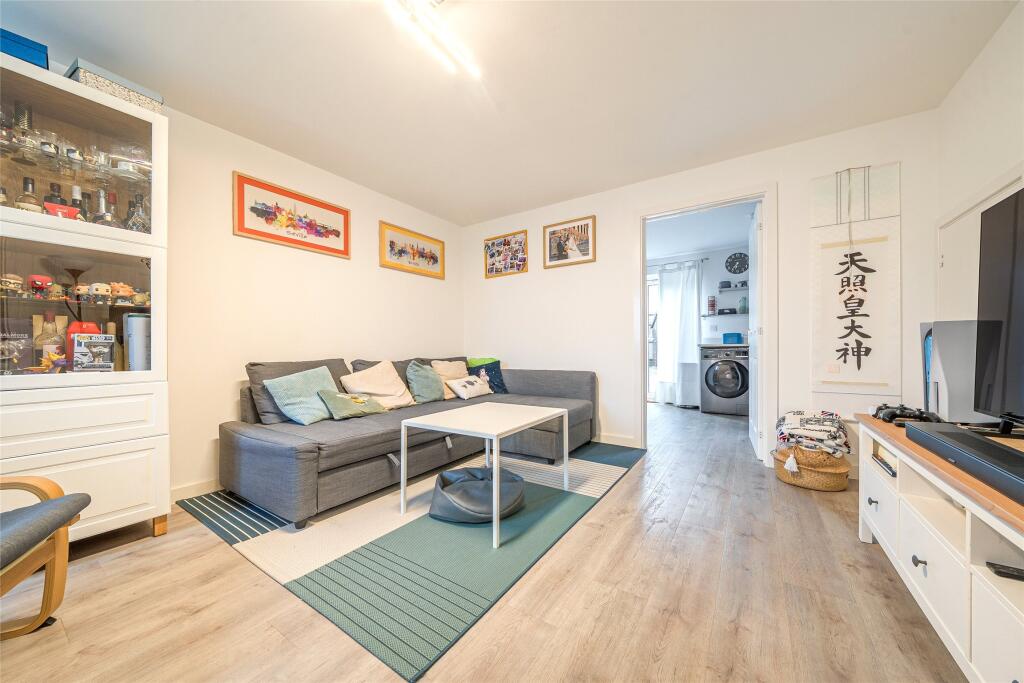 Trefoil Way, Emersons Green, Bristol, South Gloucestershire, BS16 photo 2