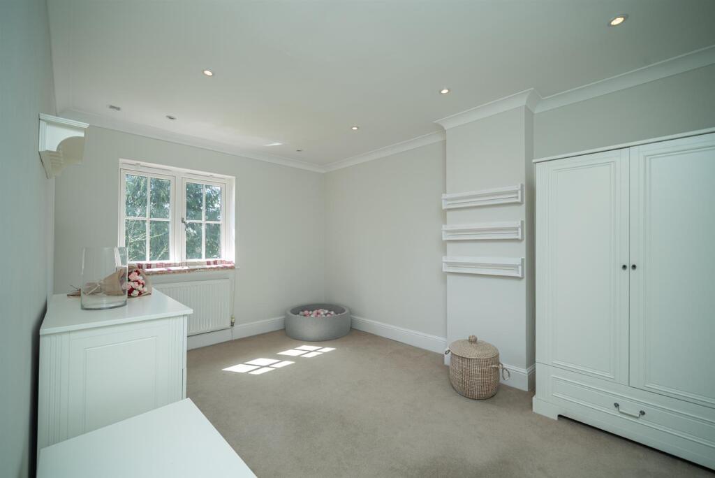 Additional image 37 of London Road, St. Albans