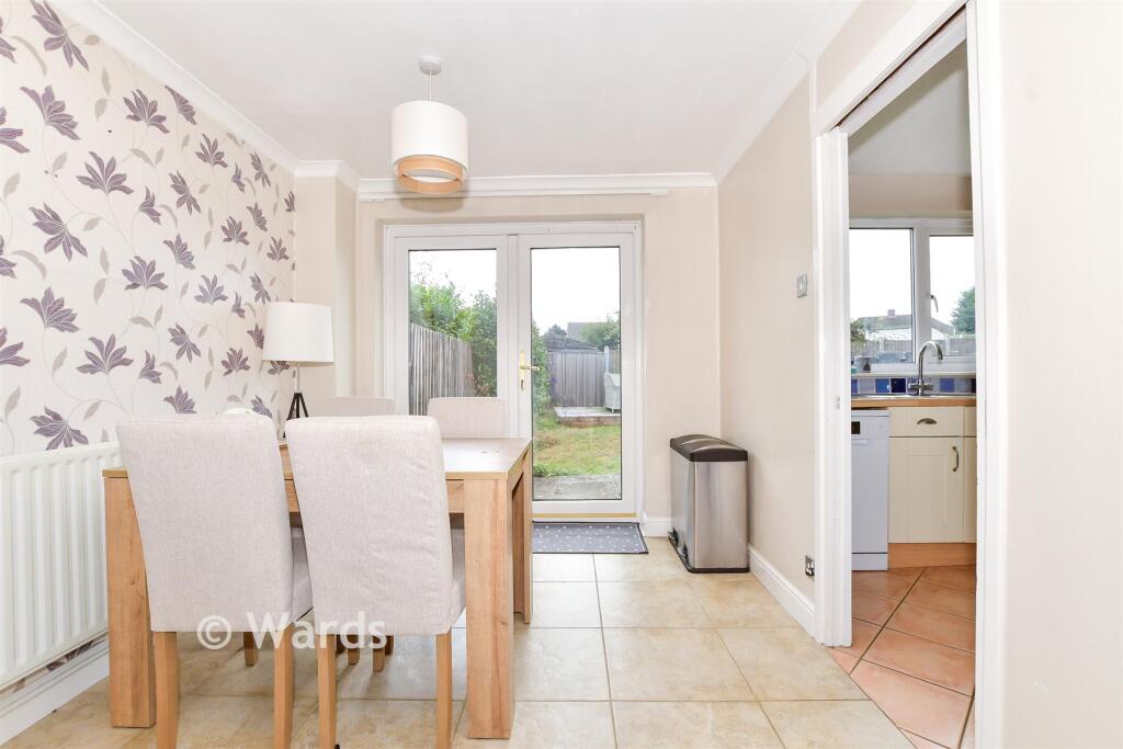 House in Maidstone, Coxheath - More
