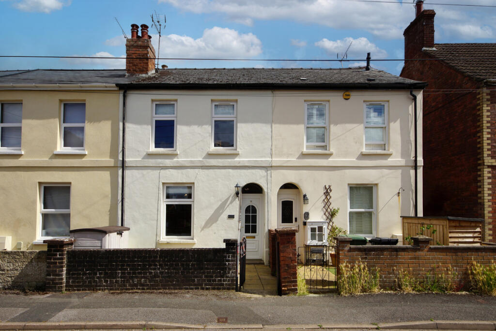 House in Gloucester - View 3
