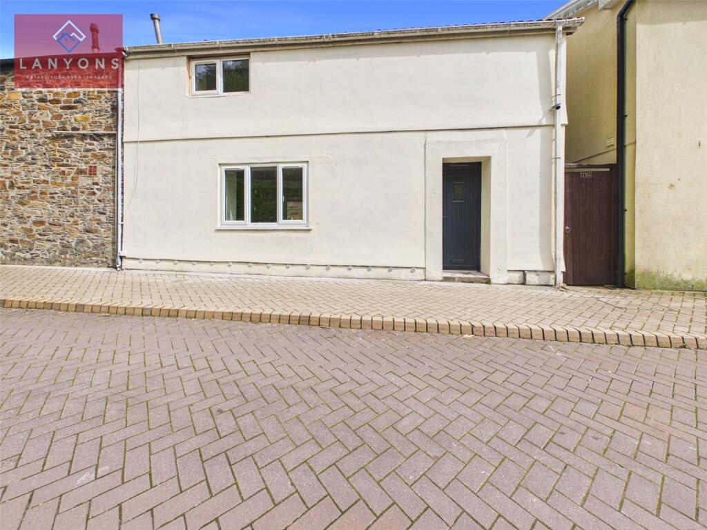 Main image of property: Cambrian Terrace, Tonypandy, Rhondda Cynon Taf, CF40