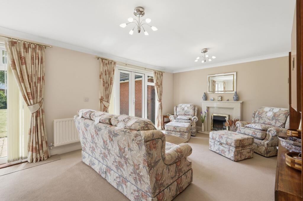 House in Romford - View 3