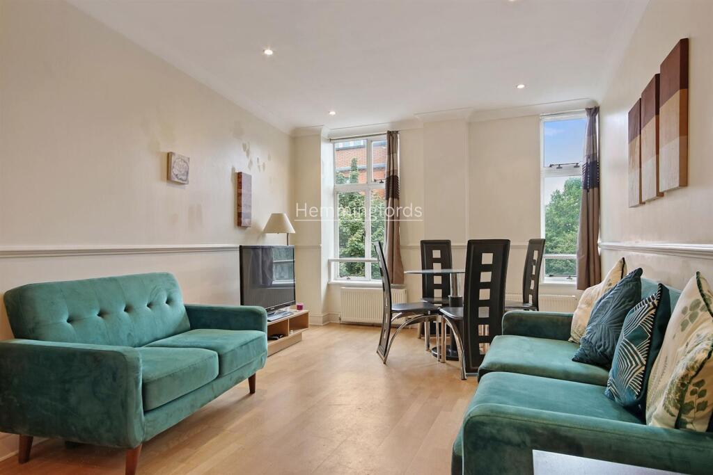 Main image of property: Goswell Road, Clerkenwell, EC1V