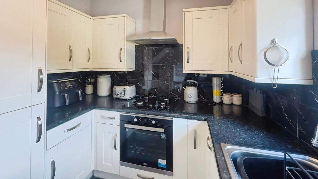 House in Derby - View 5