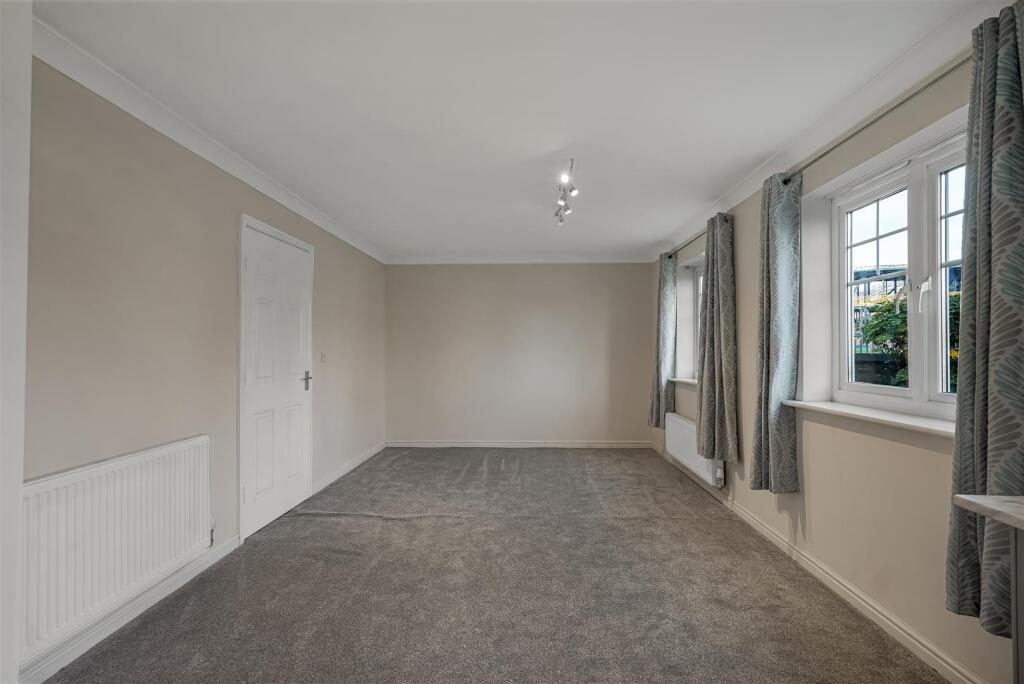 Appleby Close, Darlington photo 4