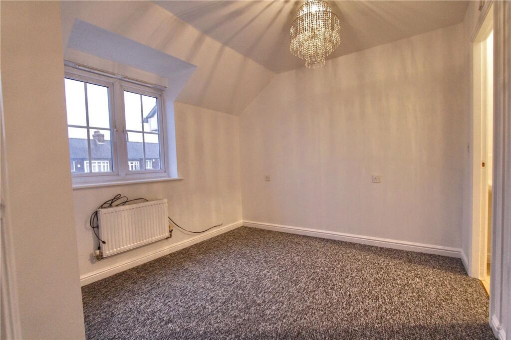 House in Stockton-on-Tees - More