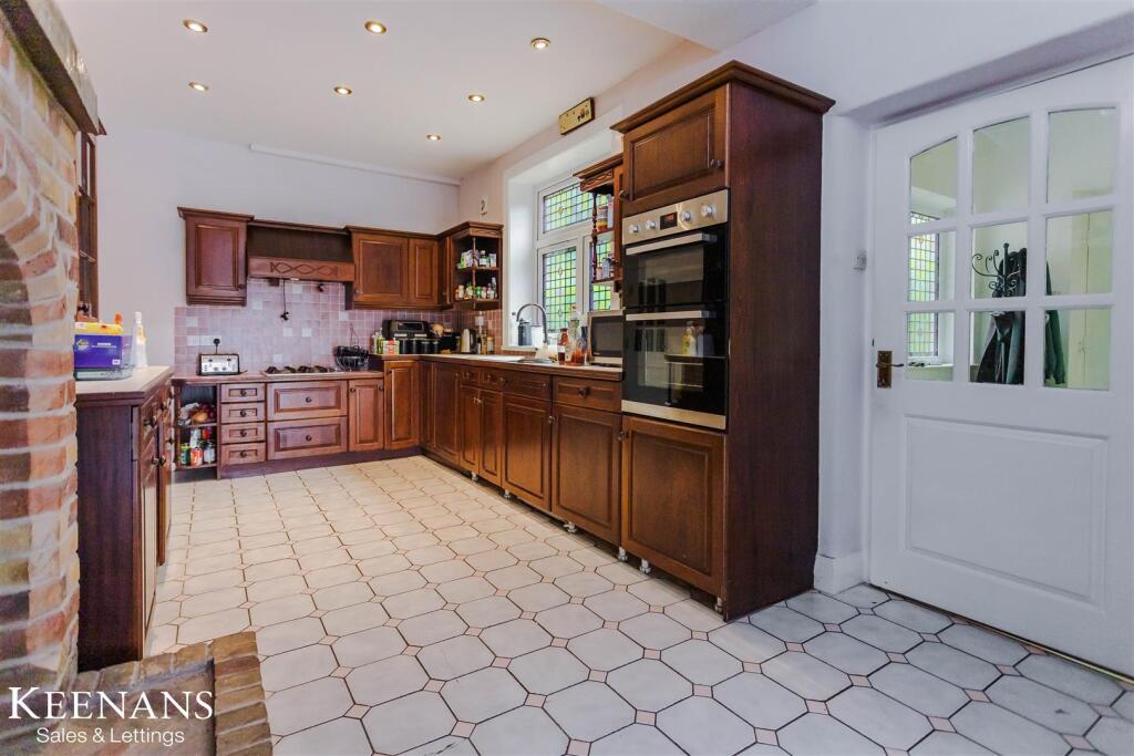 Additional image 3 of Reedley Drive, Burnley