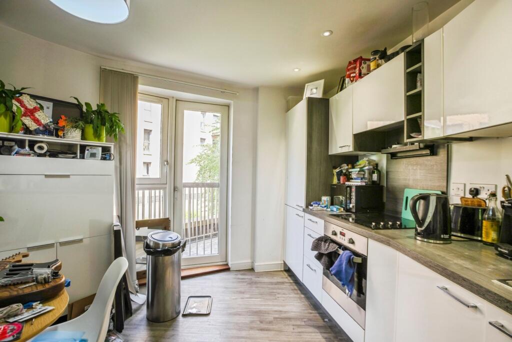Apartment in London - View 3