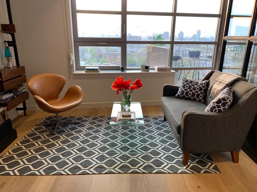 Main image of property: 47 Hope Street, London, E14