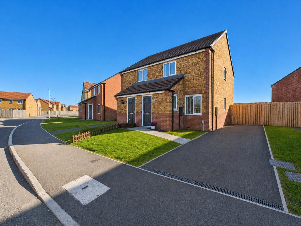 2-bed semi-detached on Maxey Drive, Middlestone Moor, Spennymoor, Durham, DL16, £125,000
