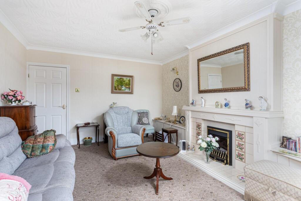 House in Barlby, Osgodby - More