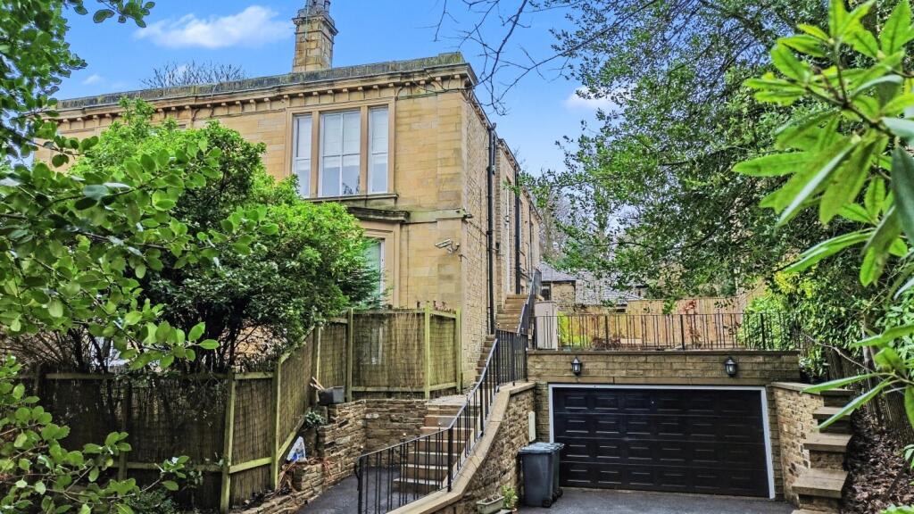 Main image of property: Halifax Road, Huddersfield, West Yorkshire, HD3