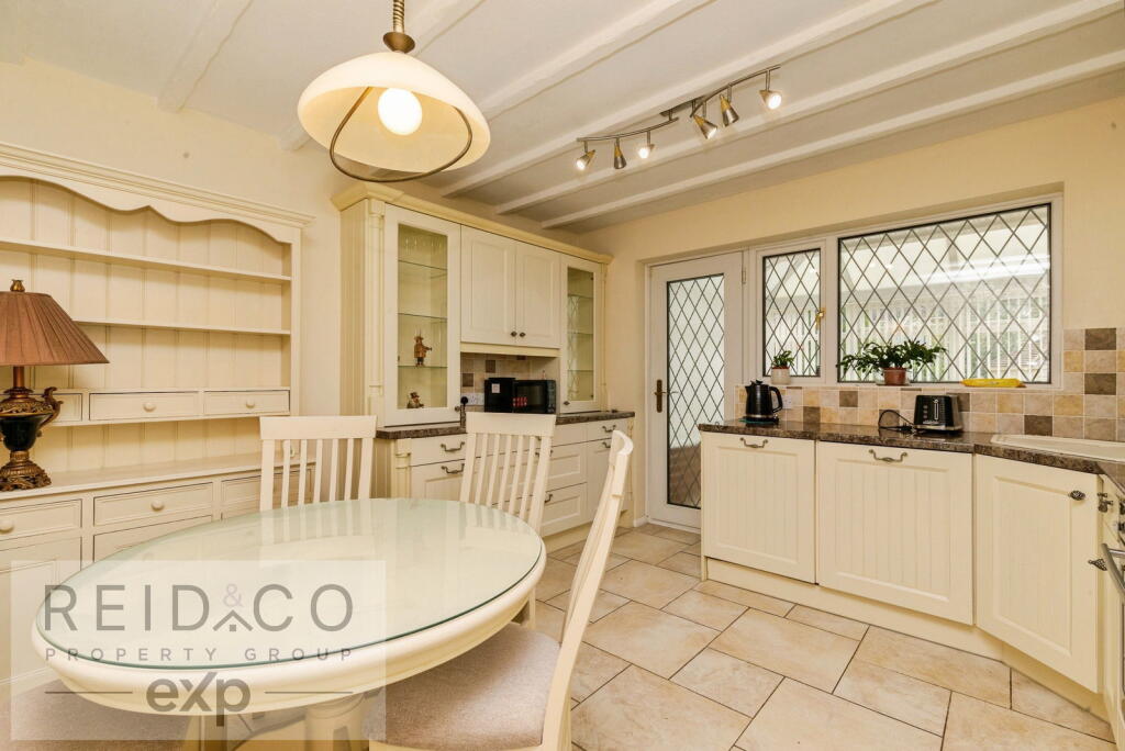 House in Preston - View 4