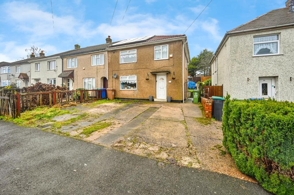 Main image of property: Birks Road, Mansfield, Nottinghamshire, NG19