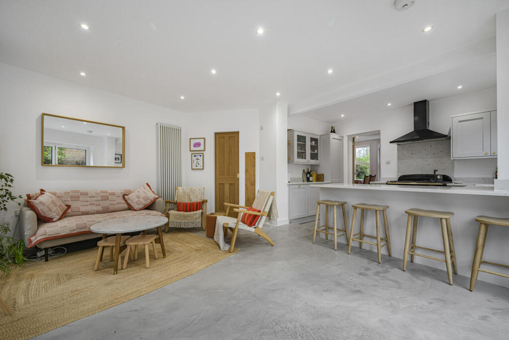 Cowper Road, Bromley, Kent photo 4