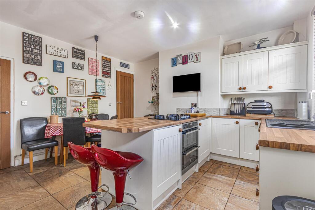 House in Leeds - View 5