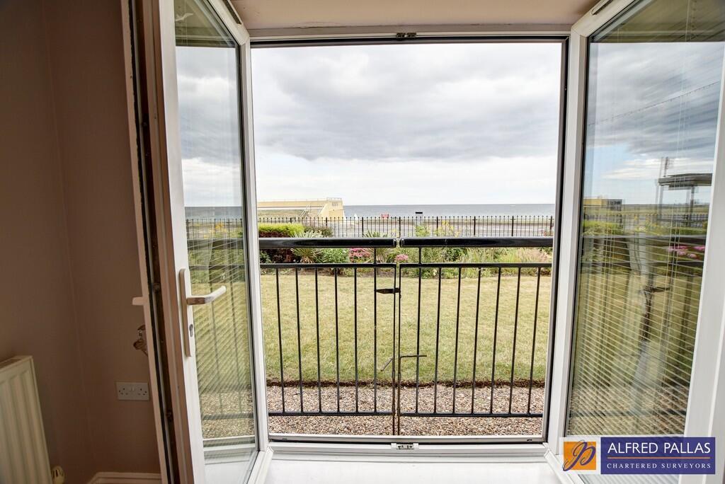 Bay Court, South Bents photo 4
