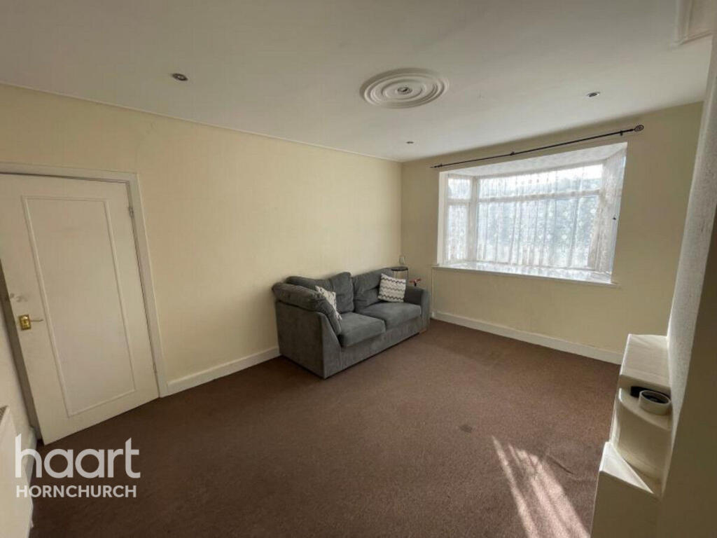 Main image of property: High Street, Hornchurch