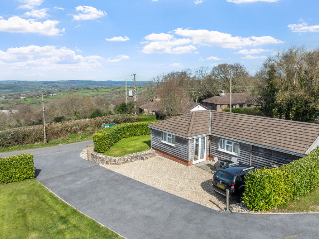 House in East Devon, Axminster - More