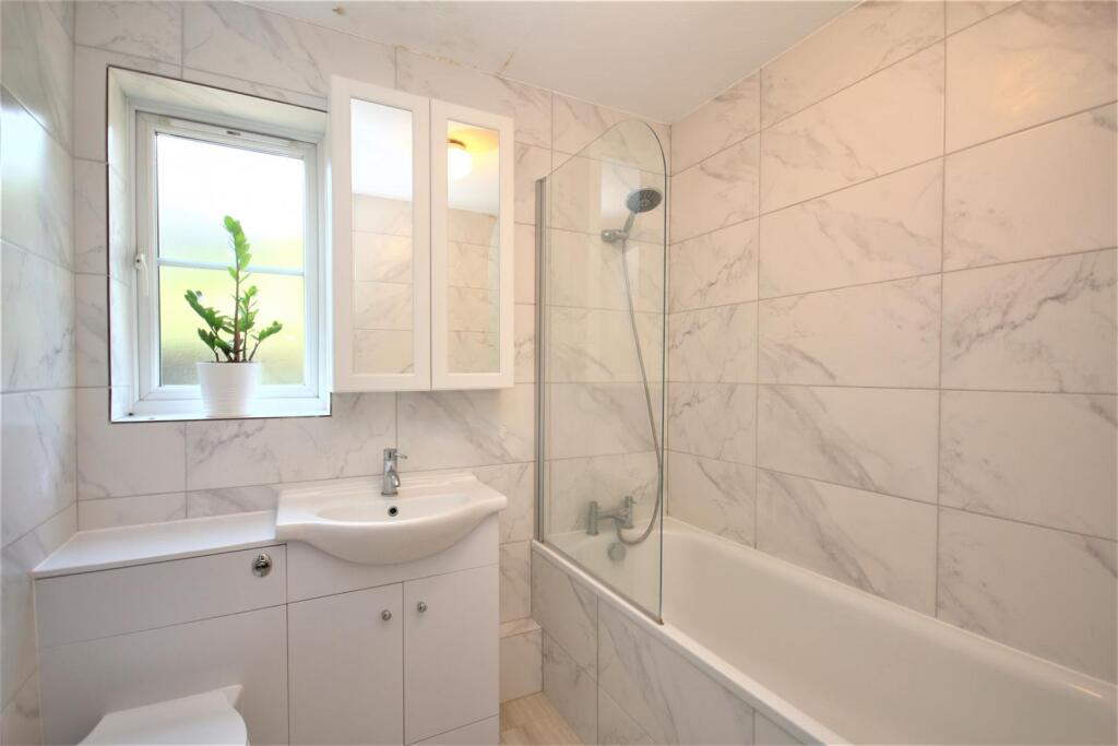 Apartment in London, Lower Holloway, Holloway - View 4