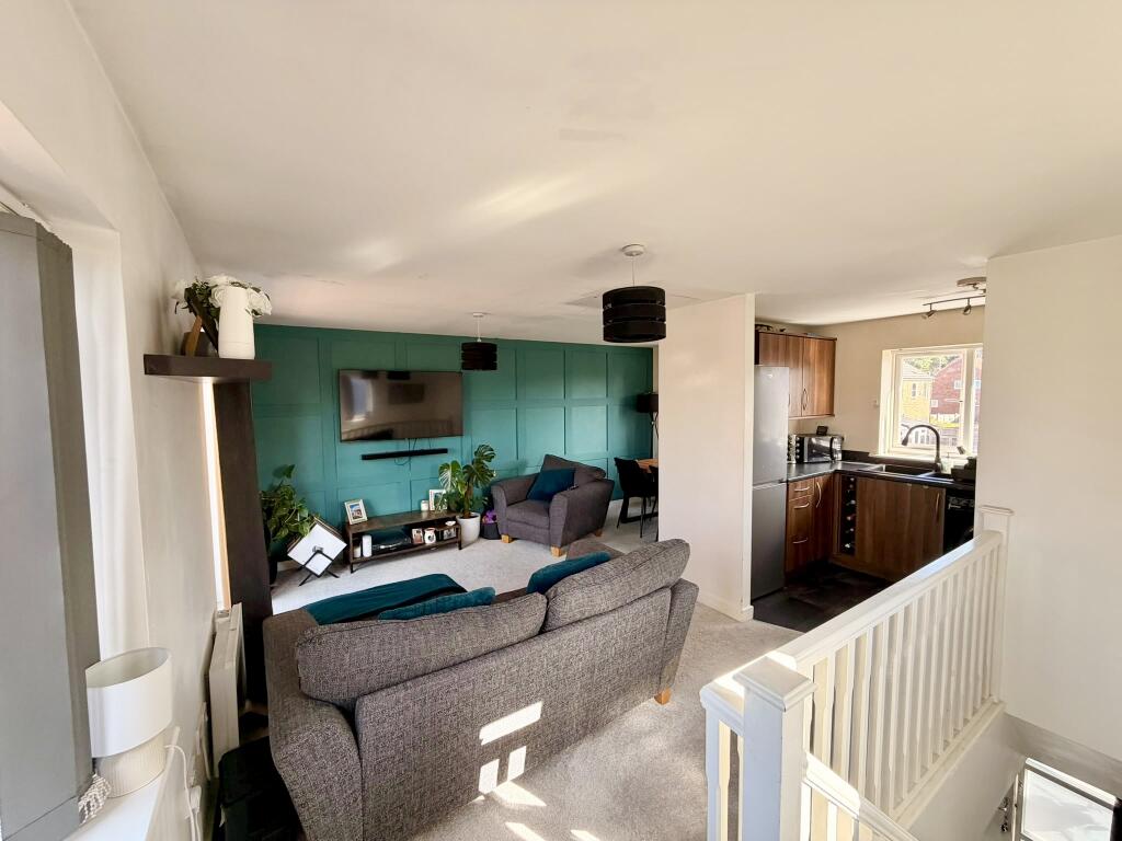 House in Leeds - View 2