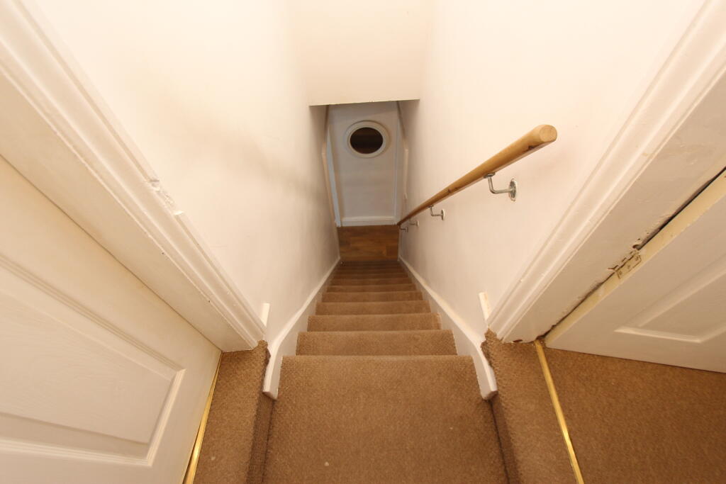 House in Nottingham - View 4