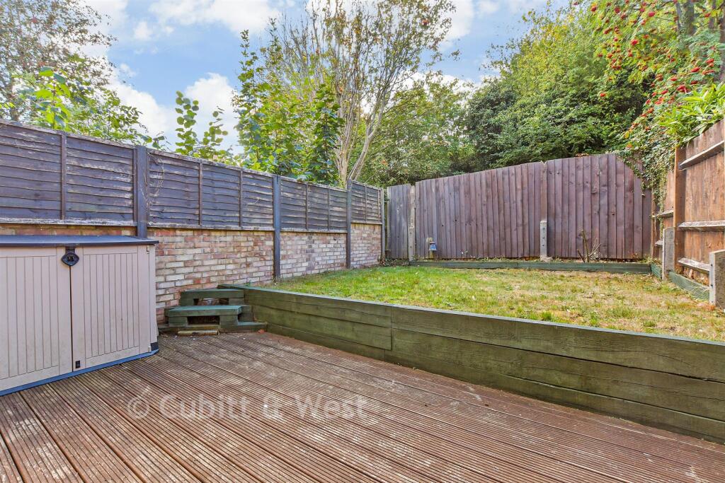 Apartment in London - View 5